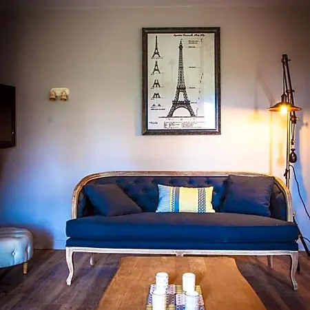 Le Vallon De Guerry Bed & Breakfast