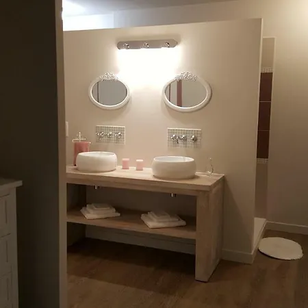 ベッド・アンド・ブレックファスト Le Vallon De Guerry