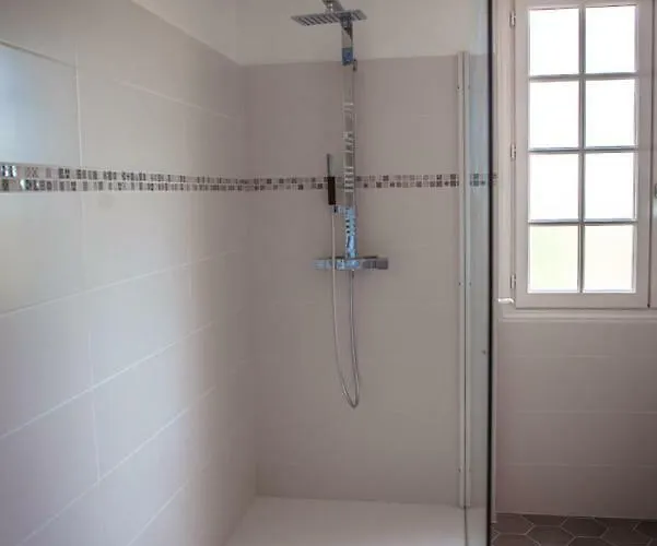 Le Vallon De Guerry ベッド・アンド・ブレックファスト 3*